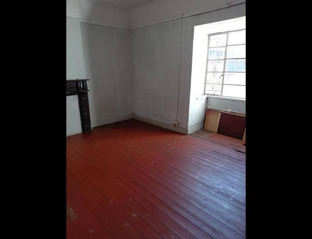 10 BEDROOM HOUSE FOR SALE IN LORENTZVILLE